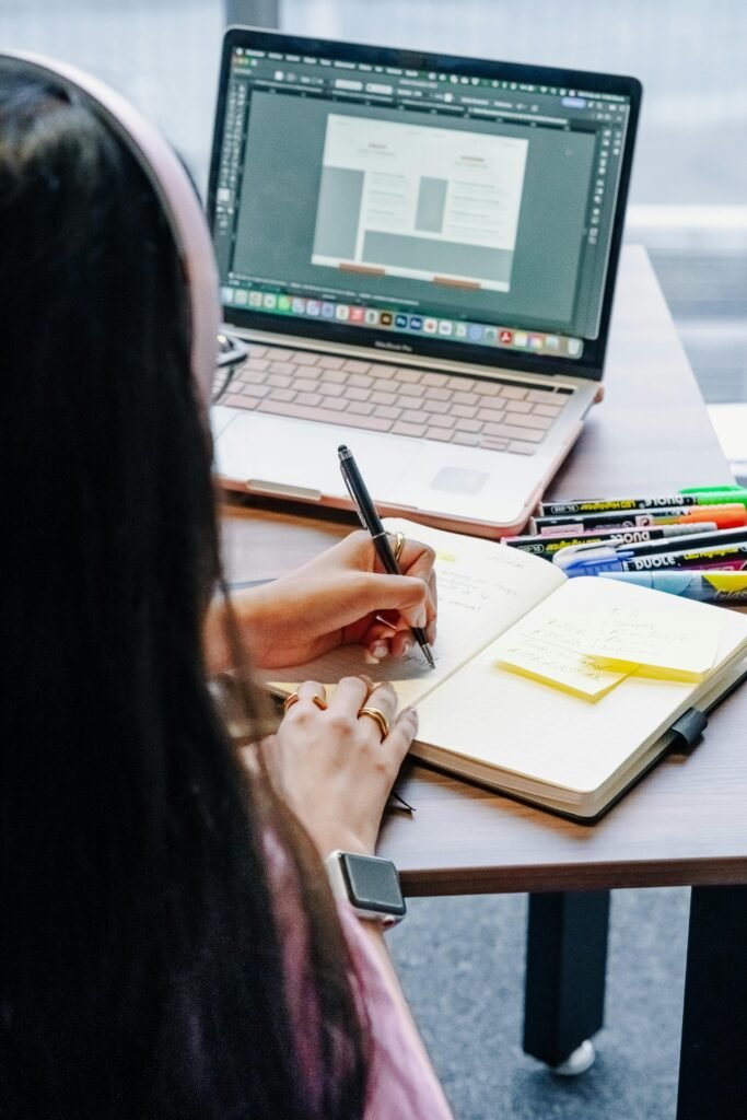 The Complete Adobe Illustrator Tutorial for Beginners: How to Create Stunning Vector Graphics Adobe Illustrator Pen Tool example for beginners